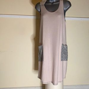 Israphel sleeveless dress. Size L.